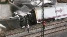 Renfe tarda 3 horas en comunicar en Twitter el descarrilamiento del tren de Santiago