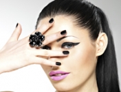 Diseños de uñas: combina el negro en las mejores manicuras