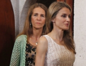 Letizia planta al Príncipe y Felipe y se va con la Infanta Elena, su supuesta “enemiga”