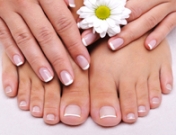 Trucos para mantener las uñas sanas y fuertes