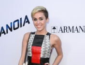Miley Cyrus, la reina de la polémica también con su nuevo disco Bangerz