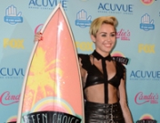 Miley Cyrus gana a Bruno Mars en los Teen Choice Awards 2013