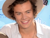 El 'bromance' de Harry Styles y Louis Tomlinson, de One Direction, provoca una guerra en Twitter