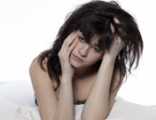 Levantarse con dolor de cabeza: ¿por qué?