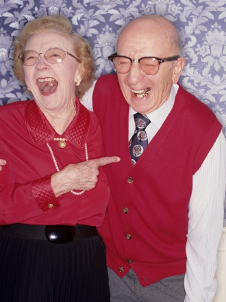 Los beneficios de la risoterapia en ancianos