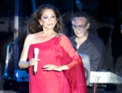 Look de Isabel Pantoja: discreta a diario y artista en el escenario