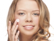 Cómo evitar la aparición de estrías en la cara