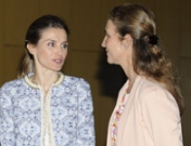 Letizia y la Infanta Elena en la operación del Rey: busca las 7 diferencias