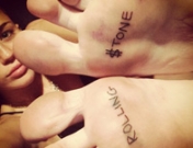 El nuevo tatuaje de Miley Cyrus en la planta de los pies