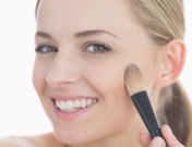 Cómo tapar y disimular el acné y los granitos de la cara