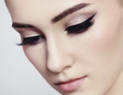 Cómo hacerse la raya del ojo: el arte del eyeliner