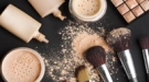 Tipos de polvos de maquillaje y cómo aplicarlos