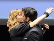 Apasionado beso de María Valverde a Antonio Velázquez, ¿y Mario Casas?