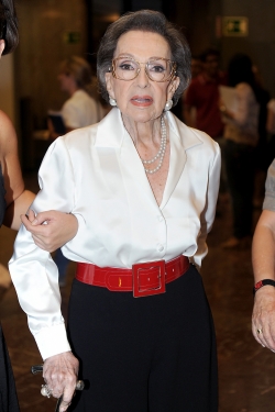 La actriz Amparo RIvelles forma parte de la historia del teatro español