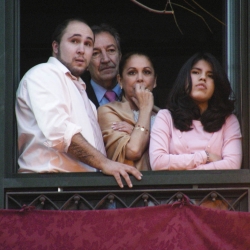 Chabelita, junto a su madre Isabel Pantoja y Kiko Rivera