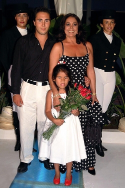 Isabel Pantoja, madre orgullosa de Chabelita y Kiko Rivera