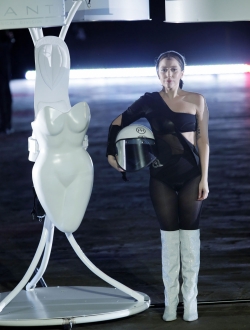 Lady Gaga, una auténtica odisea en el espacio