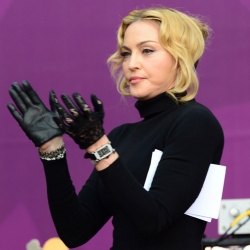 Madonna debe su 'belleza' a la cirugía estética
