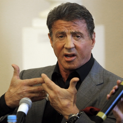 Sylvester Stallone también es un experto en cirugía estética