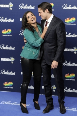 Premios 40 Principales 2013: los jugueteos de Inma Cuesta y Martín Rivas