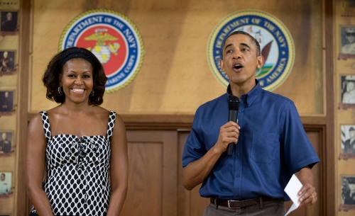 Michelle Obama anima al ejército en Navidad