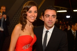 Nuria Cunillera y Xavi Hernández, de los más elegantes en Zurich