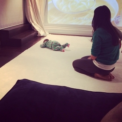 Cesc Fábregas y Daniella Semaan presumen de su hija Lia