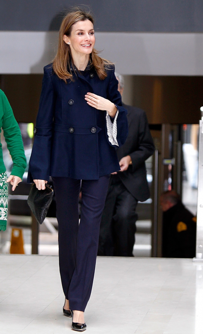 Letizia, con un look de lo más elegante en la 3ª edición del foro contra el Cáncer