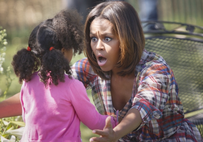 Michelle Obama, completamente involucrada en los juegos de los niños