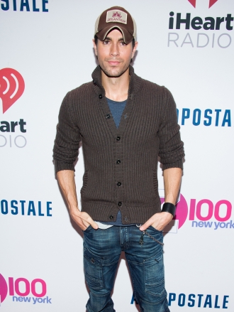 Enrique Iglesias, madridista como su padre