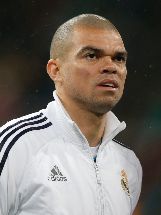 Pepe, central titular portugués para el Mundial 2014