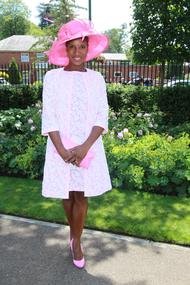 Denise Lewis llegando al Royal Ascot.