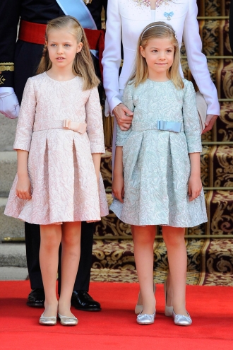 La Princesa Leonor y la Infanta Sofía, protagonistas en la coronación del nuevo rey