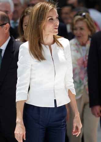 El look de la reina Letizia en la celebración del 150 aniversario de la Cruz Roja