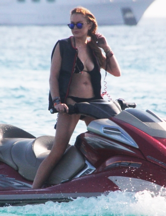 Lindsay Lohan se pone sexy en Ibiza