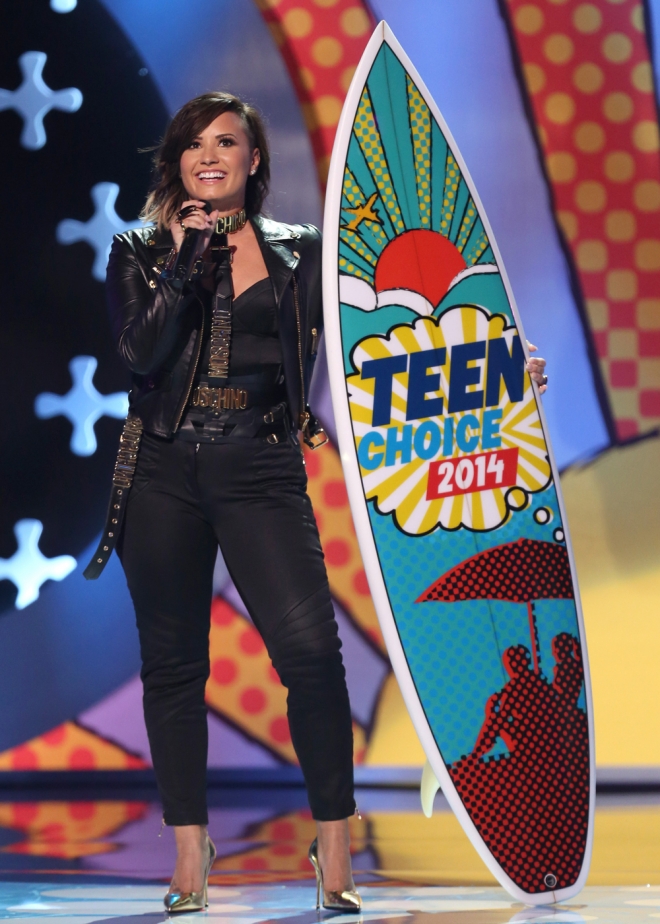 Demi Lovato, una de las triunfadoras de la noche en los Teen Choice Awards 2014