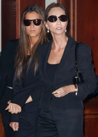 Isabel Preysler y Ana Boyer, en el funeral de Miguel Boyer