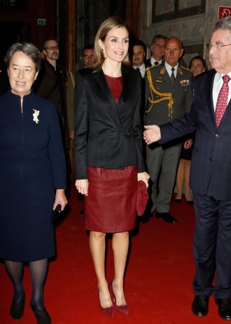 El look de Letizia en su primer viaje sola como Reina