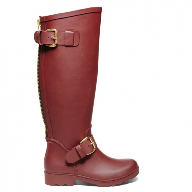 Steve Madden piensa en la comodidad con sus botas de invierno