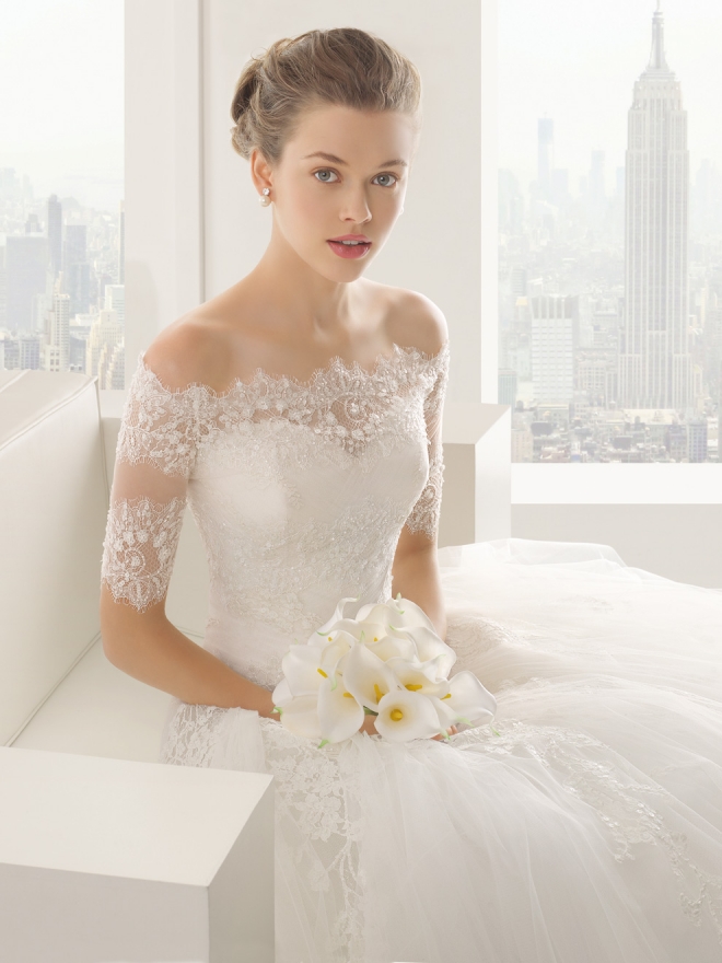 La colección de novias Rosa Clará 2015 destaca por su romanticismo