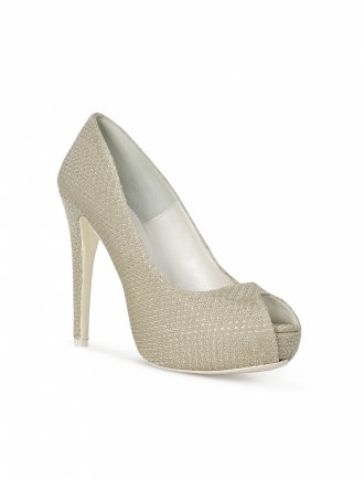 Rosa Clará 2015: zapatos brocados, ideales para novias