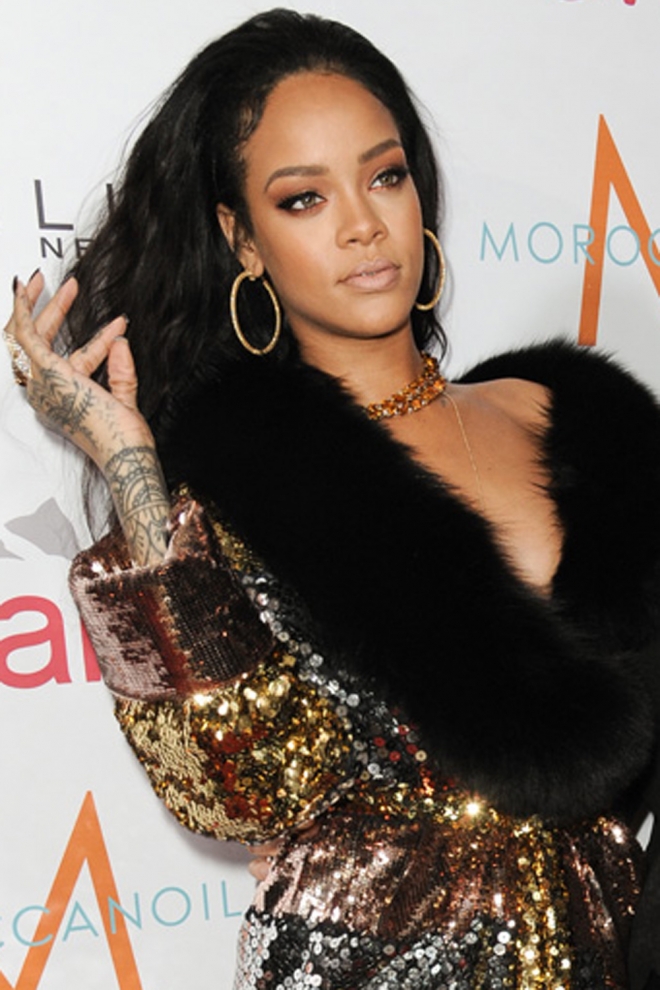 El peor look de Rihanna en una fiesta en Los Ángeles
