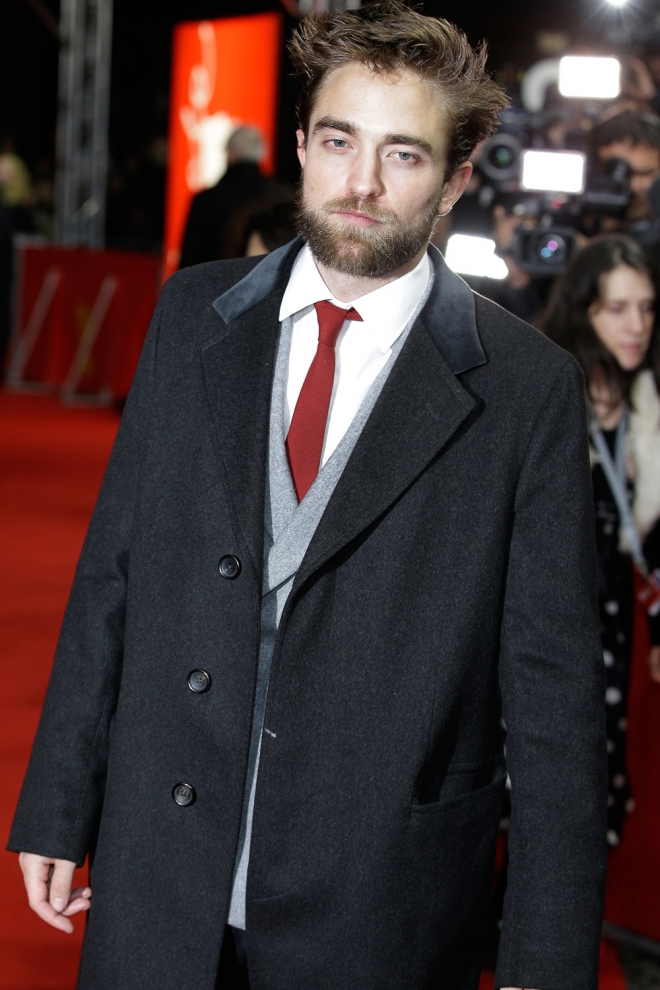 Robert Pattinson, muy serio en la Berlinale 2015