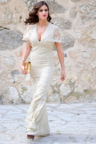 Sara Carbonero, la elegancia de la novia de Iker Casillas