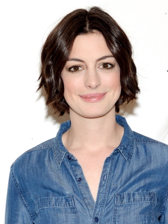 Anne Hathaway ha ido superando poco a poco su timidez