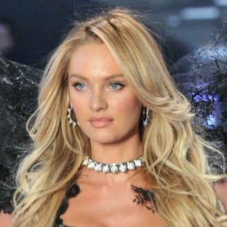 Maquillaje de famosas: la naturalidad de Candice Swanepoel
