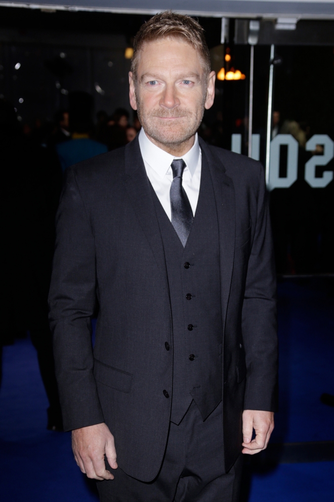 Kenneth Branagh, apuesto y radiante