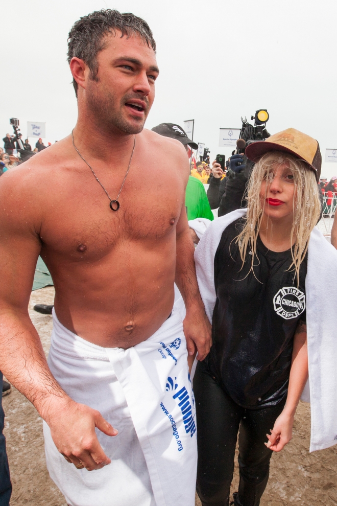 Lady Gaga y Taylor Kinney pareja de tortolitos