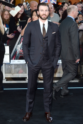 Avengers: Chris Evans, hecho un pincel