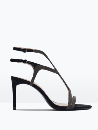 Sandalias con tacón: la sofisticación del verano